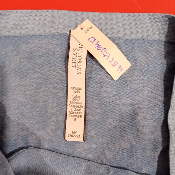 Victoria's Secret lingerie 3 pcs. bundle size M and XL - Picture 5 of 6